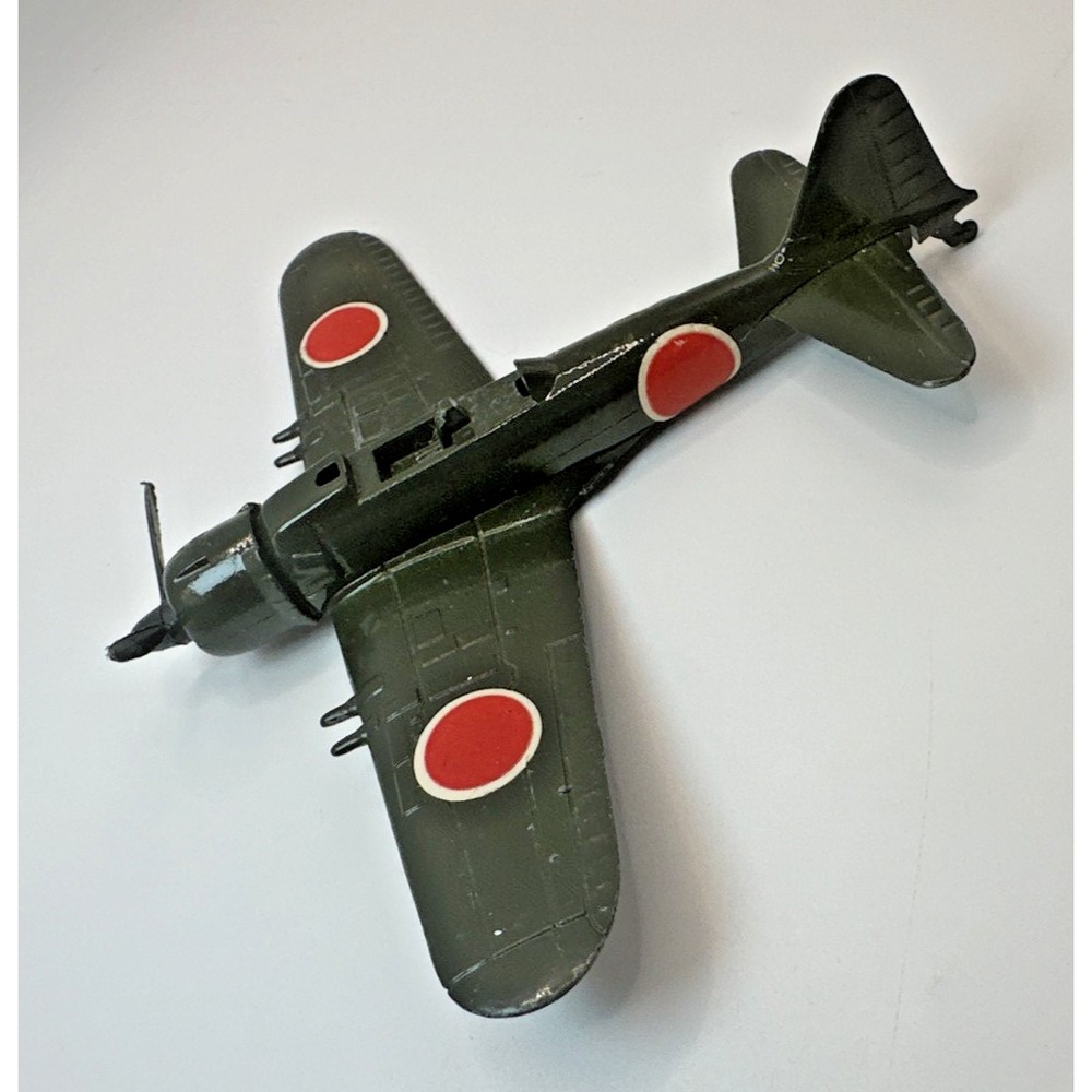 Vintage Japanese Zero A6M5 Fighter Plane WWII Die Cast Model Airplane Replica